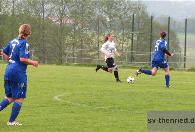 SV Kirchberg i.W. - SV Thenried 12.05.2012 035m